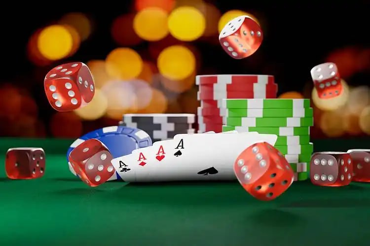Pengguna memeriksa dompet digital akun